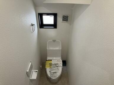 2階トイレ新品