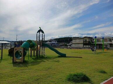 山本高原公園まで180m