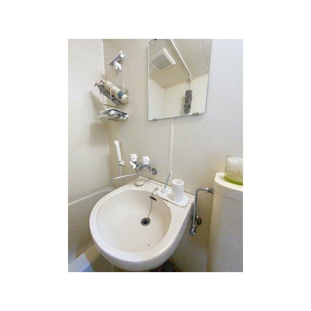 ※同建物ほかのお部屋の写真です。
