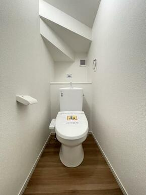 毎日使うからこそ汚れにくくお手入れもしやすい設計の洗浄便座＾＾