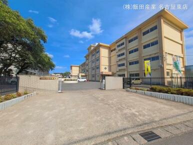 一宮市立浅井中学校