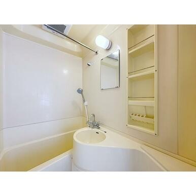 お出かけ前の身だしなみはこちらで