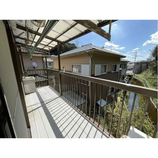 日当たりの良いバルコニー