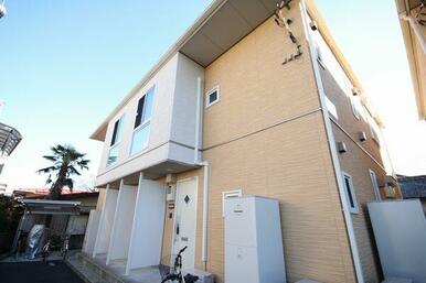 積水ハウス施工軽量鉄骨造２階建です