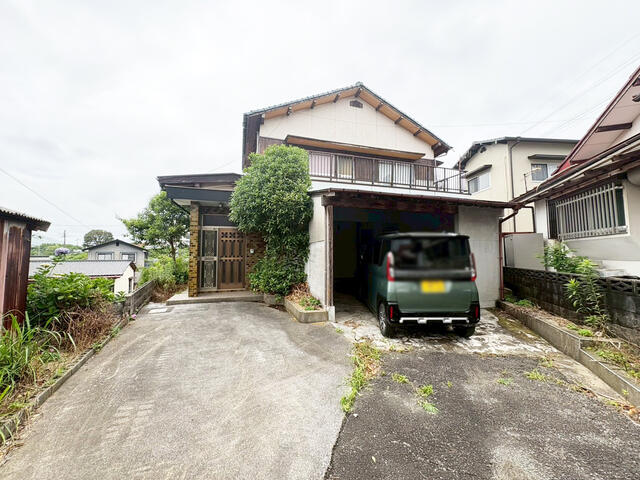 物件画像 田川市 大字夏吉 (上伊田駅) 2階建 5DK