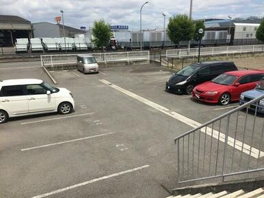 駐車場も広いです