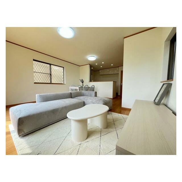 「LDK」家族が自然と集まる、広々としたくつろぎ空間となっております