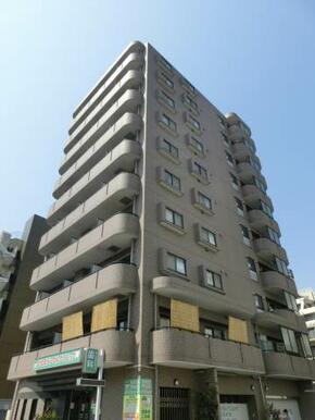 川崎駅・京急川崎駅より徒歩８分♪