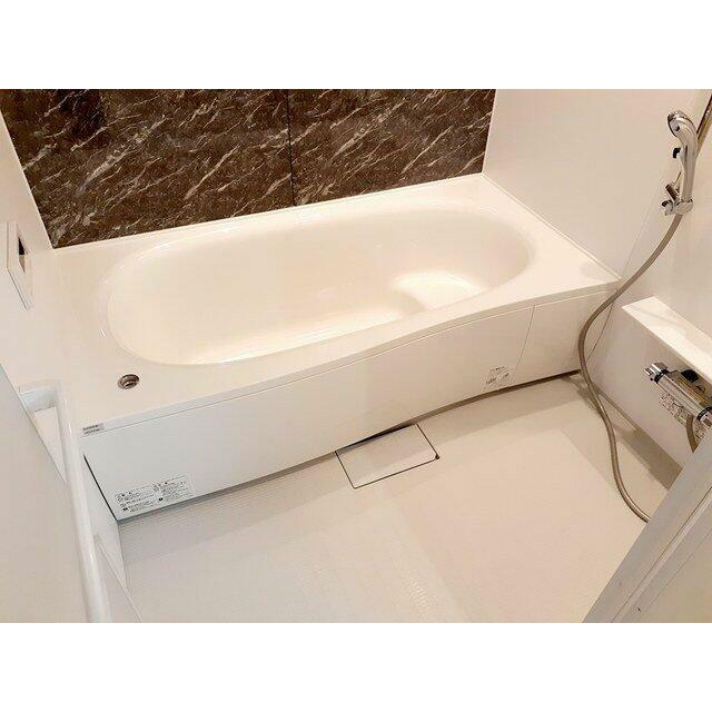 日々の疲れを癒すお風呂付です