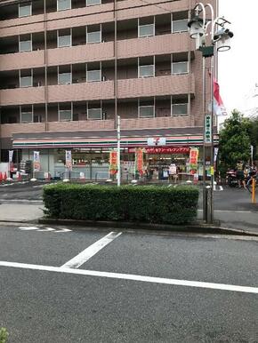 セブンイレブン板橋東新町1丁目店