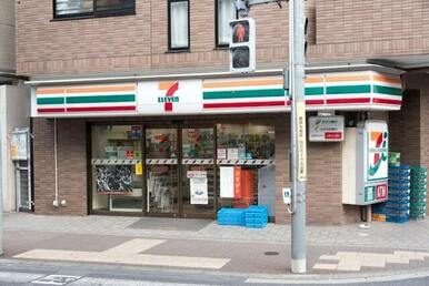 セブンイレブン　世田谷太子堂２丁目店