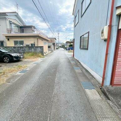 前面道路は4.2ｍあります！