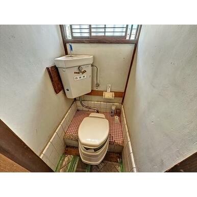 共用部のトイレです