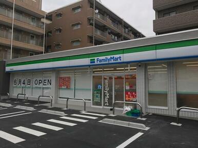 ファミリーマート戸塚吉田町店