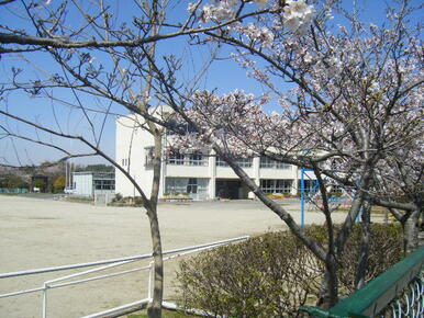 可児市立桜ケ丘小学校