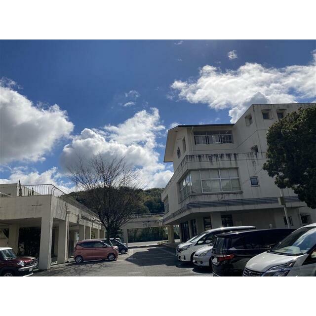 静岡市立東中学校　約2400ｍ　徒歩30分