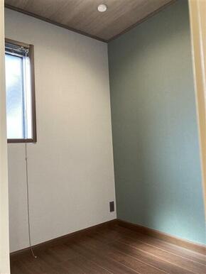 書斎※2.5帖、リモートワークや趣味の部屋として活用。