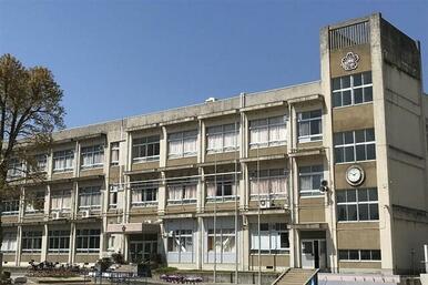 手柄小学校