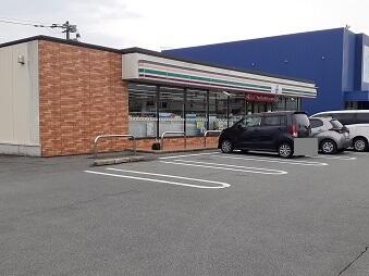セブンイレブン　山鹿鹿校通店