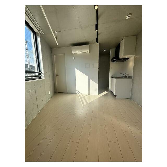 同タイプの別部屋の写真となります