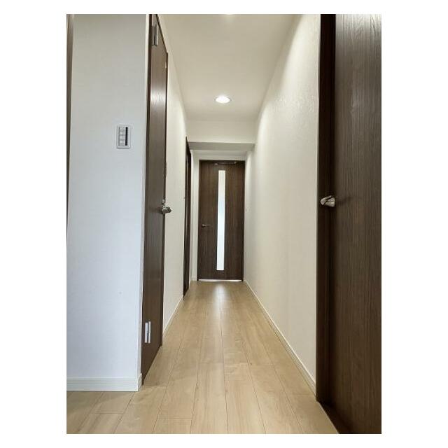 「廊下」全部屋フローリング張替しました。