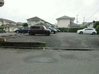 敷地外駐車場　※実際の使用状況と異なります(現況優先)