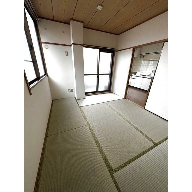 内見・ご案内出来ます。ご一報下さい。
