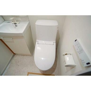 温水洗浄便座