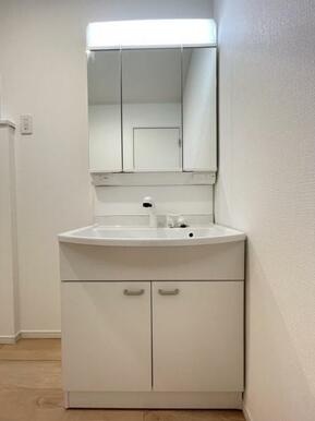 水が流れやすく汚れがたまりにくい設計でお手入れもらくらくです！