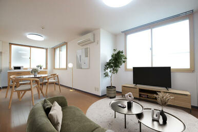 家具や調度品の画像はCGとなります。