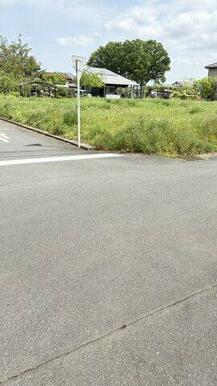 西側前面道路 幅約6.25ｍ