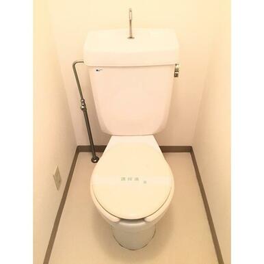 写真は他の部屋です。現況優先とさせて頂きます。