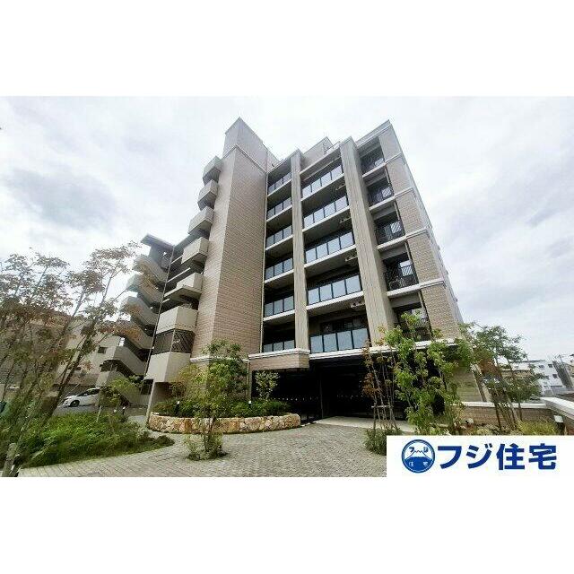 グランクラッセ上野芝向ヶ丘 外観