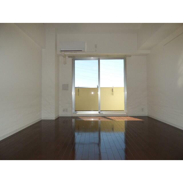 ★落ち付いた感じの室内です★