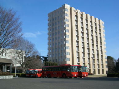 日本薬科大学