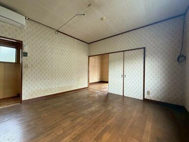 広々とした洋室です