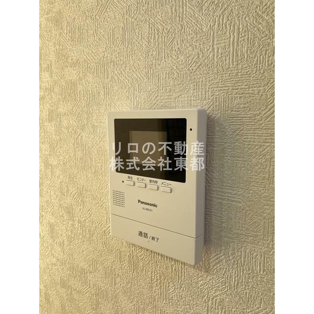 訪問者が一目で分かるＴＶモニタ付インターホンです！
