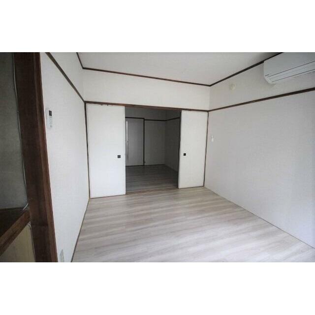 ※写真は別号室のものになります。