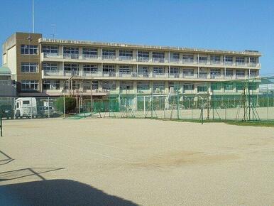 城東中学校