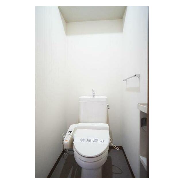 老若男女に人気の必須アイテム、温水洗浄暖房便座♪冬場の便座もポカポカです♪