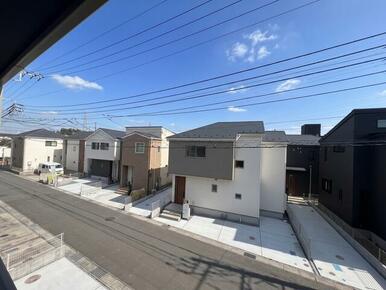 【９号棟】見晴らしの良い景色で、毎日のお洗濯物が楽しいひと時に♪