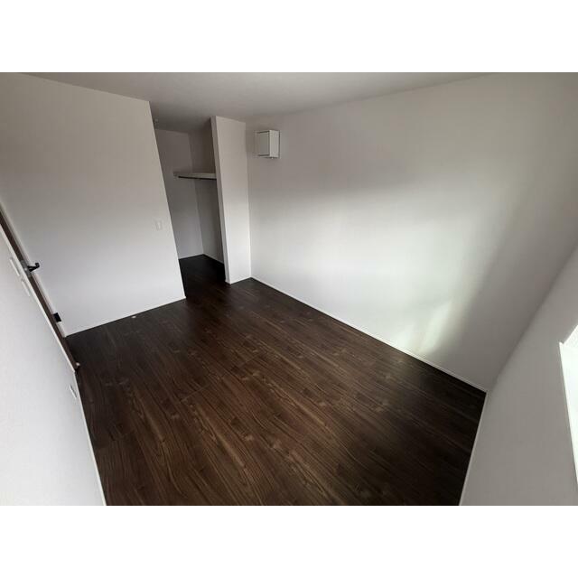 【９号棟】たっぷり収納できる、ウォークインクローゼット付き！