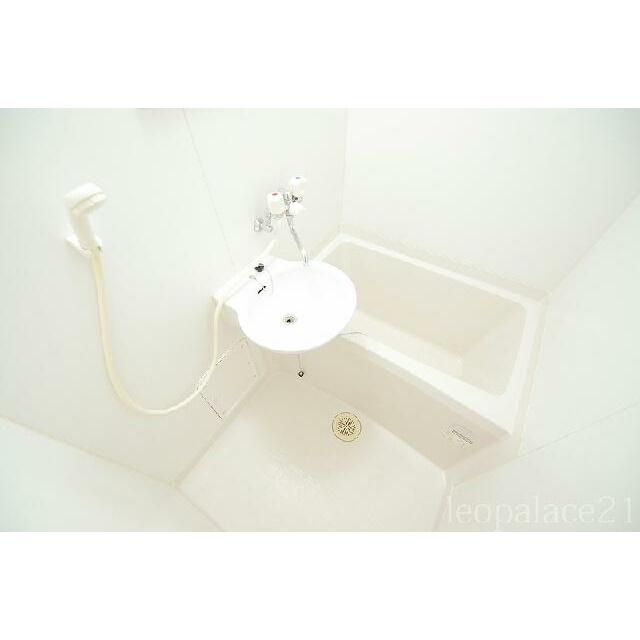 設備・使用は号室により異なる為、現況を優先致します。