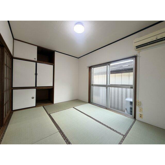 収納付の居室