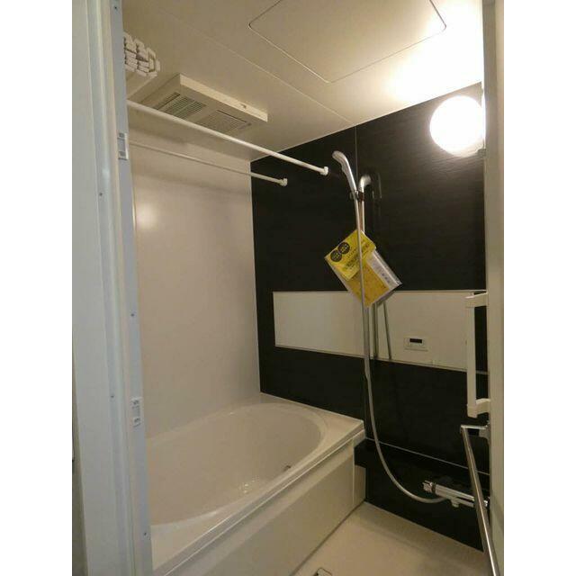 浴室乾燥機付きで雨の日の洗濯物も◎