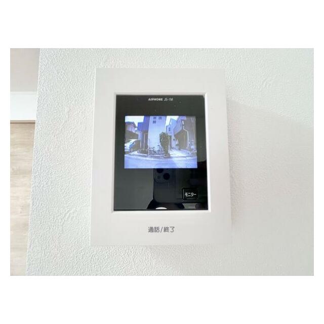 「TVモニターホン」来訪者を確認できるので安心です。