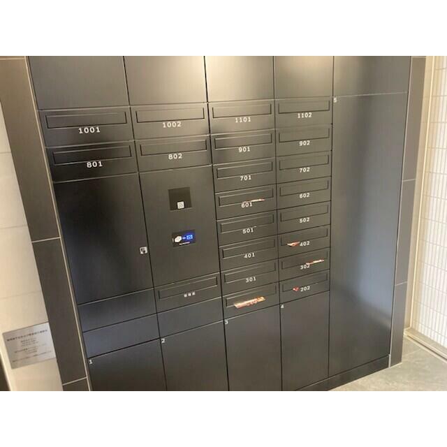 宅配BOX完備