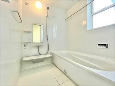 浴室換気乾燥暖房機つき！ゆったりとくつろげる1.0坪のユニットバス♪