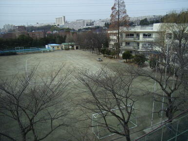 市立多摩第三小学校