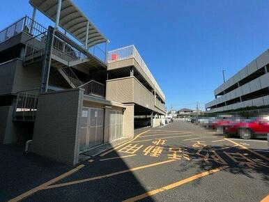 敷地内駐車場使用料無償